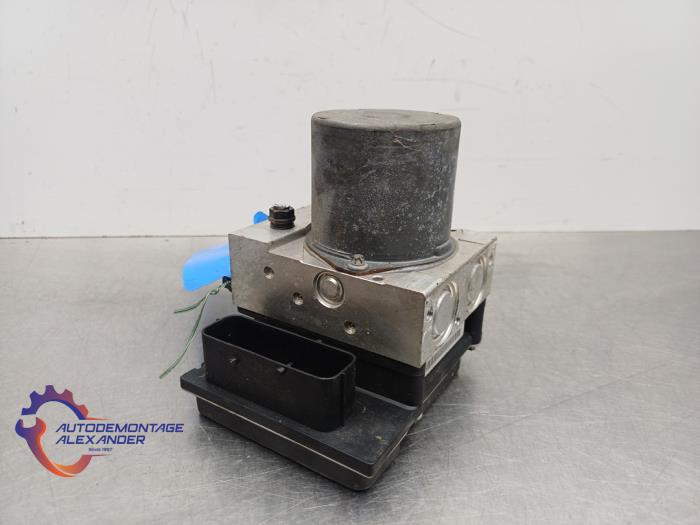 Gebruikte ABS Pomp BMW 5 serie Touring (E61) 525d 24V Prijs € 30,00 Margeregeling aangeboden door Alexander Autodemontage