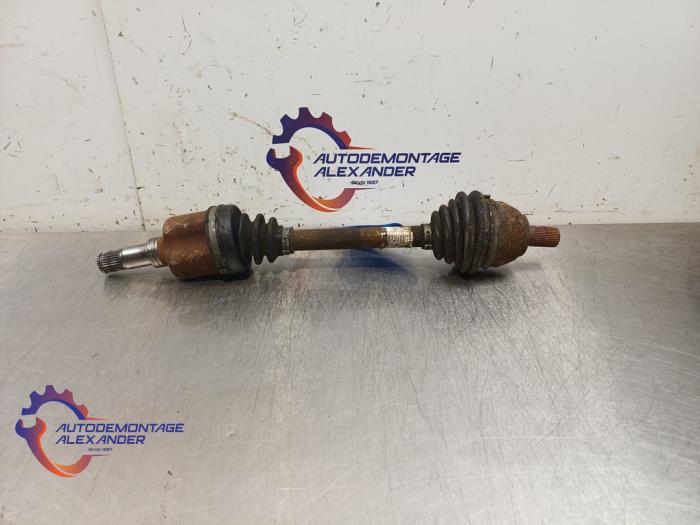 Gebruikte Aandrijfas links-voor Ford Focus 2 Wagon 1.6 TDCi 16V 110 Prijs € 24,99 Inclusief btw aangeboden door Alexander Autodemontage