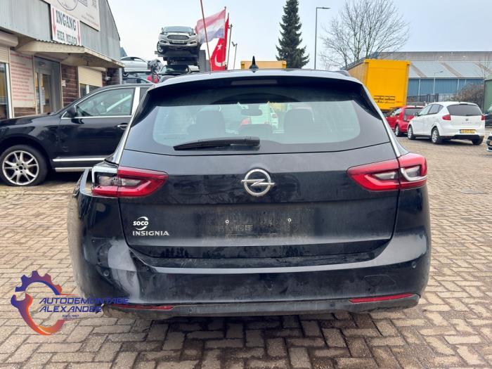 Gebruikte Uitlaat Einddemper Opel Insignia Sports Tourer 1.5 Turbo 16V 140 Prijs op aanvraag aangeboden door Alexander Autodemontage