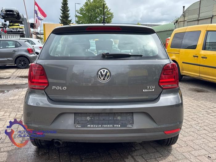 Gebruikte Uitlaat Einddemper Volkswagen Polo V (6R) 1.4 TDI 12V 90 Prijs € 150,00 Margeregeling aangeboden door Alexander Autodemontage