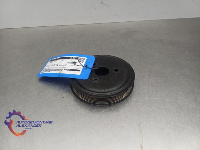 Gebruikte Waterpomp poelie Opel Astra J Sports Tourer (PD8/PE8/PF8) 1.4 Turbo 16V Prijs € 25,00 Inclusief btw aangeboden door Alexander Autodemontage