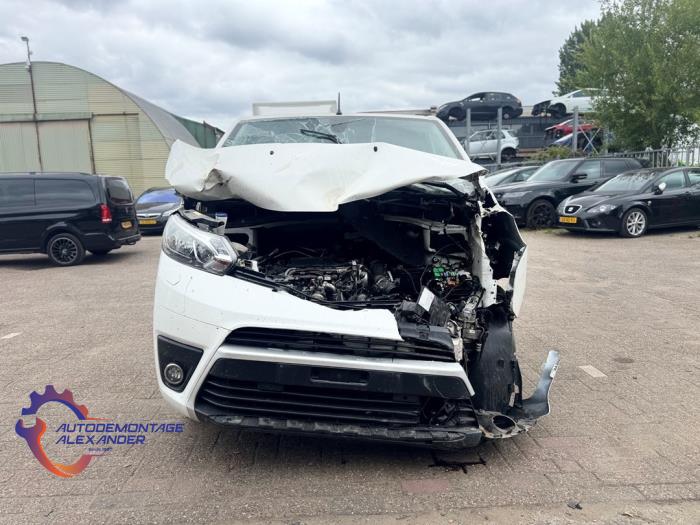 Gebruikte Radiateur Toyota ProAce 2.0 D-4D 140 16V Prijs € 150,00 Inclusief btw aangeboden door Alexander Autodemontage