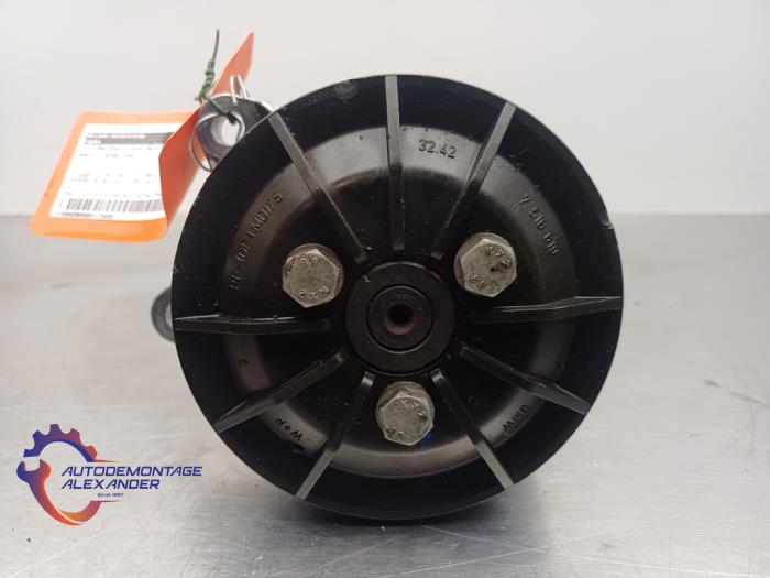 Gebruikte Pomp Servo BMW 3 serie (E90) 328i 24V Prijs € 99,99 Inclusief btw aangeboden door Alexander Autodemontage