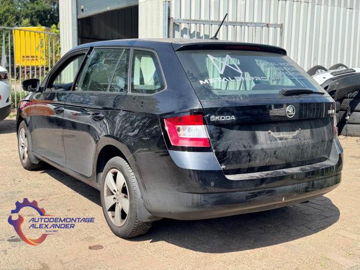 Gebruikte Uitlaat Einddemper Skoda Fabia III Combi (NJ5) 1.4 TDI 16V 90 Greentech Prijs € 175,00 Margeregeling aangeboden door Alexander Autodemontage