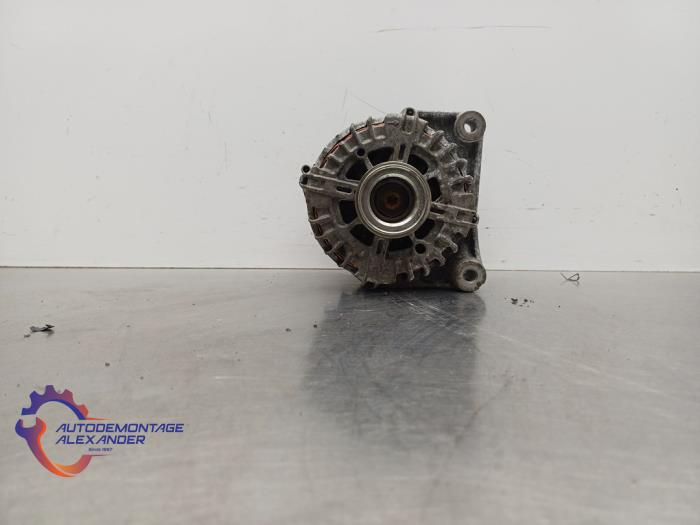 Gebruikte Alternator BMW 4 serie (F32) 435d xDrive 3.0 24V Prijs € 100,00 Margeregeling aangeboden door Alexander Autodemontage