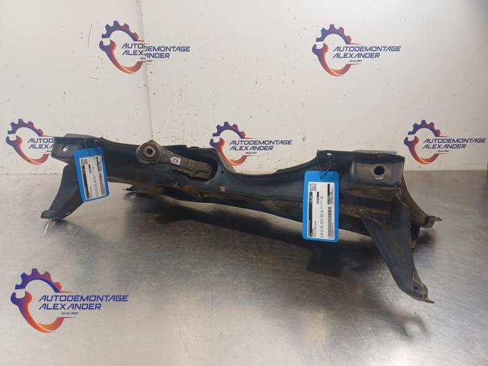 Gebruikte Subframe Toyota Yaris III (P13) 1.5 16V Dual VVT-iE Prijs op aanvraag aangeboden door Alexander Autodemontage