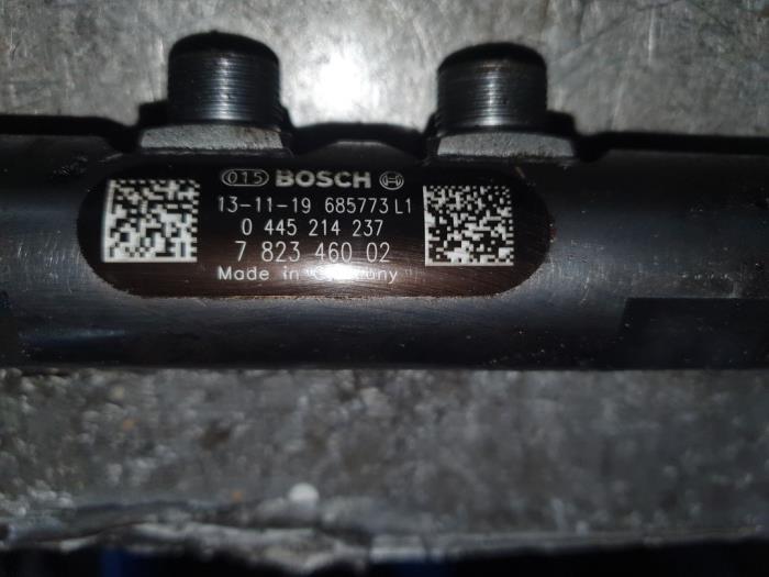 Gebruikte Injector brug Mini Mini Open (R57) 1.6 Cooper D 16V Prijs € 100,00 Margeregeling aangeboden door Autodemontage Atlas-Car B.V.