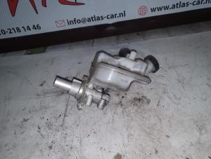 Gebruikte Hoofdremcilinder Ford Transit 2.2 TDCi 16V Prijs op aanvraag aangeboden door Autodemontage Atlas-Car B.V.