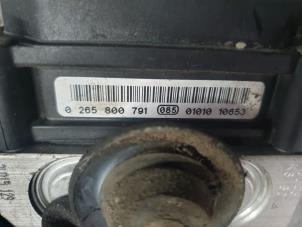 Gebruikte ABS Pomp Ford KA Prijs € 50,00 Margeregeling aangeboden door Autodemontage Atlas-Car B.V.