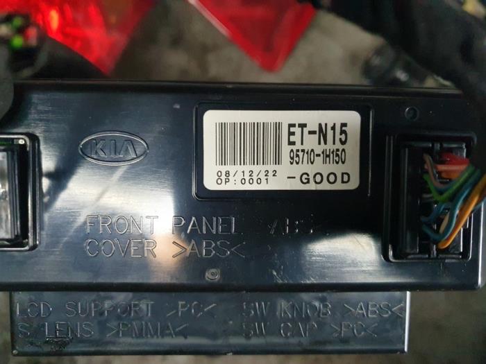Gebruikte Boordcomputer Kia Ceed Prijs € 75,00 Margeregeling aangeboden door Autodemontage Atlas-Car B.V.