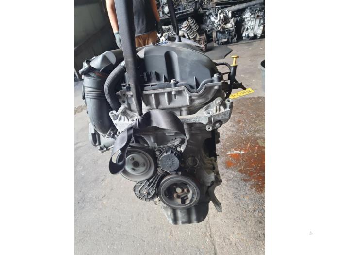 Motor van een MINI Mini (R56) 1.6 16V One 2012