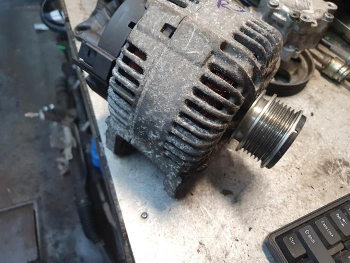 Dynamo van een Audi A3 Sportback (8PA) 3.2 V6 24V Quattro 2008