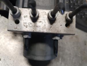 Gebruikte ABS Pomp Opel Corsa E Prijs op aanvraag aangeboden door Autodemontage Atlas-Car B.V.