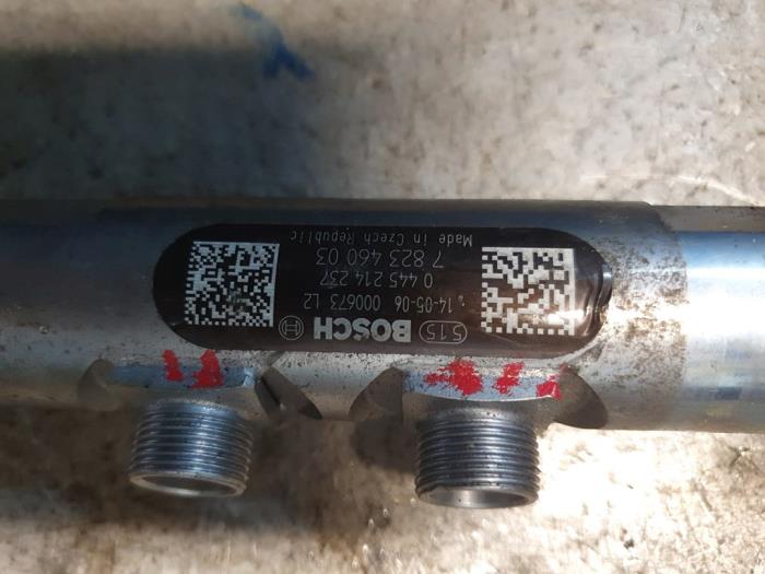 Gebruikte Injector brug Mini Countryman (R60) 1.6 Cooper D ALL4 Prijs € 70,00 Margeregeling aangeboden door Autodemontage Atlas-Car B.V.