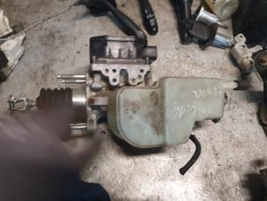 Gebruikte Hoofdremcilinder Honda Civic (FA/FD) 1.3 Hybrid Prijs op aanvraag aangeboden door Autodemontage Atlas-Car B.V.