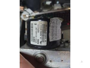 Gebruikte ABS Pomp Ford Focus 2 Wagon 1.6 16V Prijs € 50,00 Margeregeling aangeboden door Autodemontage Atlas-Car B.V.