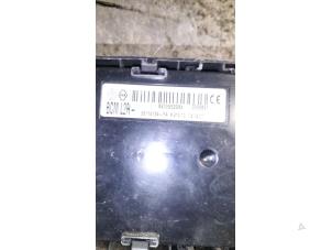 Gebruikte Module Bodycontrol Renault Clio III (BR/CR) 1.2 16V 75 Prijs € 50,00 Margeregeling aangeboden door Autodemontage Atlas-Car B.V.