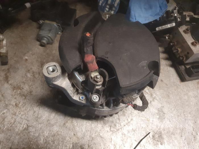 Gebruikte Dynamo Ford Transit Connect 1.8 TDCi 90 Prijs op aanvraag aangeboden door Autodemontage Atlas-Car B.V.