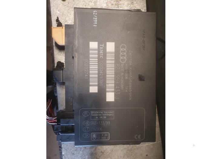 Gebruikte Sam module Audi A2 (8Z0) 1.4 16V Prijs € 250,00 Margeregeling aangeboden door Autodemontage Atlas-Car B.V.