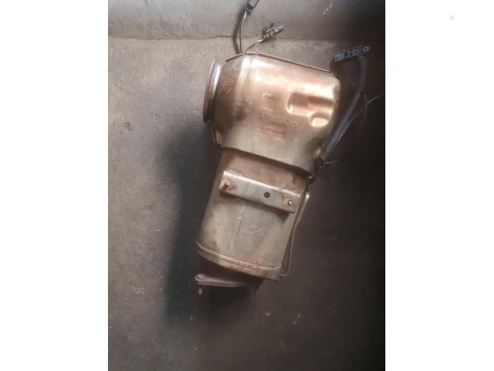 Gebruikte Roetfilter Volvo V40 (MV) 2.0 D2 16V Prijs € 475,00 Margeregeling aangeboden door Autodemontage Atlas-Car B.V.