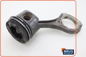 Gebruikte Drijfstang Mercedes C (W204) 3.0 C-350 CDI V6 24V Prijs € 90,75 Inclusief btw aangeboden door Brus Motors BV