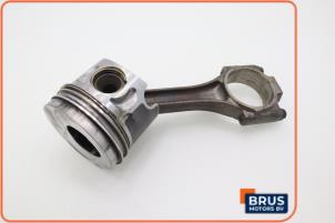 Gebruikte Drijfstang Volkswagen Touran (1T1/T2) 1.9 TDI 105 Prijs € 90,75 Inclusief btw aangeboden door Brus Motors BV