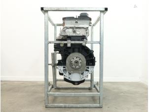 Gereviseerde Motor Landrover Defender I 2.4 TD4 16V Pick-up Prijs € 4.235,00 Inclusief btw aangeboden door Brus Motors BV