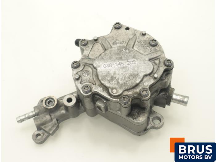 Gebruikte Brandstofpomp Mechanisch Volkswagen Polo IV (9N1/2/3) 1.4 TDI 70 Prijs € 60,50 Inclusief btw aangeboden door Brus Motors BV