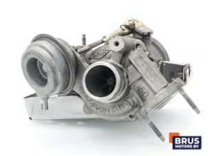 Gebruikte G-lader Peugeot 2008 (CU) 1.2 12V e-THP PureTech 110 Prijs € 363,00 Inclusief btw aangeboden door Brus Motors BV