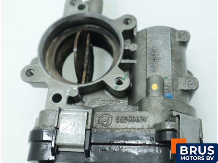 Gebruikte Gasklephuis Alfa Romeo 159 (939AX) 2.0 JTDm 163 16V Prijs € 90,75 Inclusief btw aangeboden door Brus Motors BV