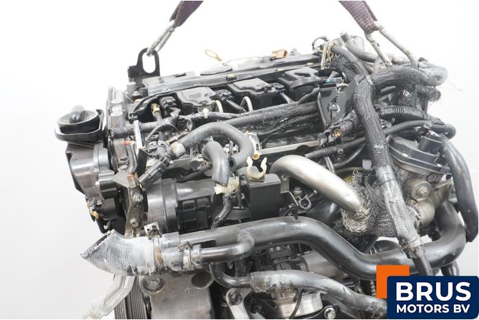 Motor van een Nissan NP 300 Navara (D23) 2.3 dCi 16V 2016