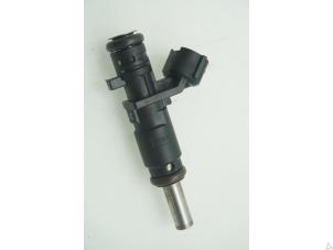 Gebruikte Injector (benzine injectie) Mini Clubman (R55) 1.6 16V Cooper Prijs € 48,40 Inclusief btw aangeboden door Brus Motors BV