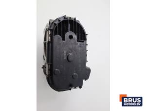 Gebruikte Gasklephuis Mercedes C (W204) 2.2 C-200 CDI 16V Prijs € 90,75 Inclusief btw aangeboden door Brus Motors BV