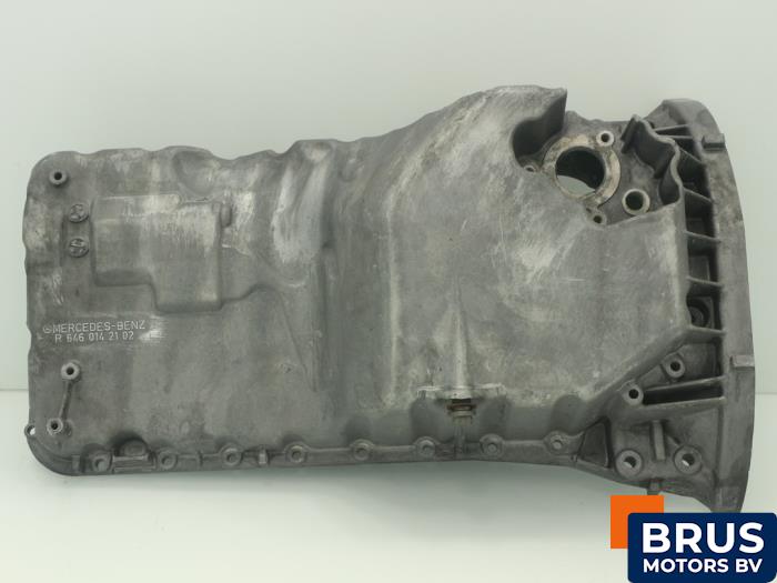 Gebruikte Carterpan Mercedes E (VF211) 2.2 E-220 CDI 16V Prijs € 60,50 Inclusief btw aangeboden door Brus Motors BV