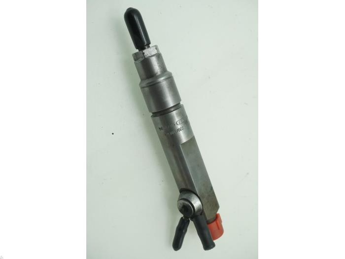 Verstuiver (diesel) van een Volkswagen LT II 2.5 TDi LWB 35/46 2006