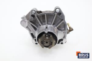 Gebruikte Vacuumpomp (Diesel) Opel Insignia Country Tourer Mk.I 2.0 CDTI 16V Prijs € 90,75 Inclusief btw aangeboden door Brus Motors BV