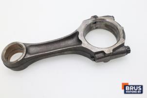 Gebruikte Drijfstang Toyota Land Cruiser (J7) 4.2 TD Prijs € 90,75 Inclusief btw aangeboden door Brus Motors BV