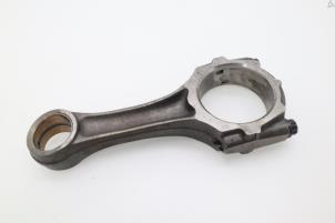 Gebruikte Drijfstang Toyota Land Cruiser (J7) 4.2 TD Prijs € 90,75 Inclusief btw aangeboden door Brus Motors BV