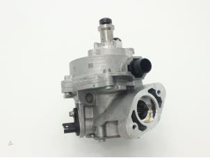 Nieuwe Vacuumpomp (Benzine) BMW X5 (F15) xDrive 35i 3.0 Prijs € 151,25 Inclusief btw aangeboden door Brus Motors BV