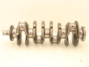 Gebruikte Krukas Hyundai Trajet 2.0 CRDi 16V Prijs € 181,50 Inclusief btw aangeboden door Brus Motors BV