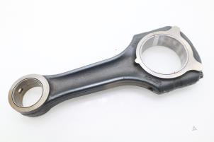 Gebruikte Drijfstang Mercedes Sprinter 3t (903) 313 CDI 16V 4x4 Prijs € 90,75 Inclusief btw aangeboden door Brus Motors BV