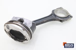 Gebruikte Drijfstang Mercedes A (W176) 1.6 A-180 16V Prijs € 90,75 Inclusief btw aangeboden door Brus Motors BV