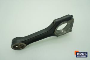 Gebruikte Drijfstang Mercedes E (W210) 3.2 E-320 CDI 24V Prijs € 90,75 Inclusief btw aangeboden door Brus Motors BV