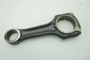 Gebruikte Drijfstang Mercedes Sprinter 3t (903) 313 CDI 16V Prijs € 90,75 Inclusief btw aangeboden door Brus Motors BV