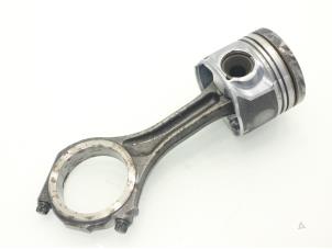 Gebruikte Drijfstang Volkswagen Touareg (7LA/7L6) 3.0 TDI V6 24V Prijs € 90,75 Inclusief btw aangeboden door Brus Motors BV