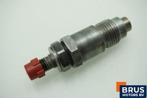 Gebruikte Verstuiver (diesel) Toyota Land Cruiser (J6) 4.0 D Prijs € 90,75 Inclusief btw aangeboden door Brus Motors BV