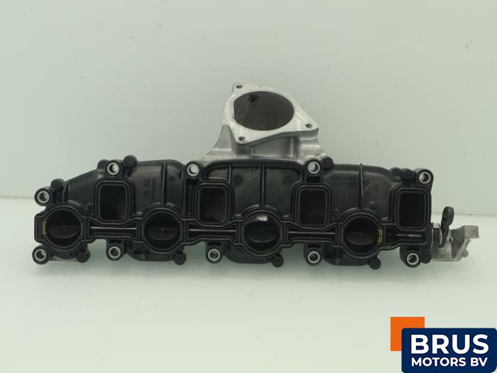 Gebruikte Spruitstuk Inlaat Audi A4 (B8) 2.0 TDI 16V Prijs € 90,75 Inclusief btw aangeboden door Brus Motors BV