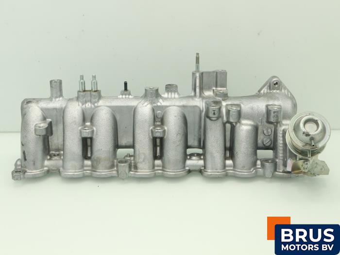 Gebruikte Spruitstuk Inlaat Toyota Land Cruiser (J15) 3.0 D-4D 16V Prijs € 181,50 Inclusief btw aangeboden door Brus Motors BV