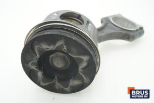 Gebruikte Drijfstang Mercedes E (VF211) 2.2 E-220 CDI 16V Prijs € 90,75 Inclusief btw aangeboden door Brus Motors BV