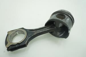 Gebruikte Drijfstang Mercedes E (VF211) 2.2 E-220 CDI 16V Prijs € 90,75 Inclusief btw aangeboden door Brus Motors BV